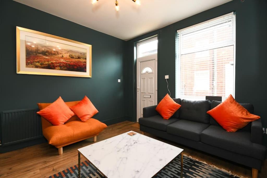 Cottage Style 3 Bedroom House - Close To City Centre & The Peaks Chesterfield Luaran gambar