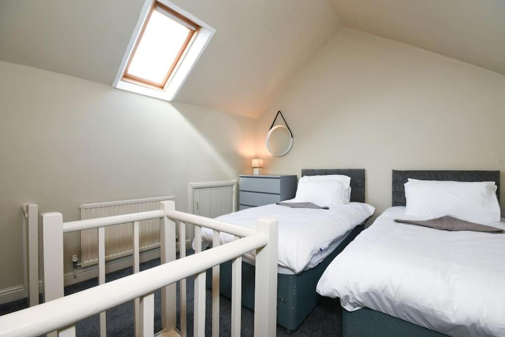 Cottage Style 3 Bedroom House - Close To City Centre & The Peaks Chesterfield Luaran gambar